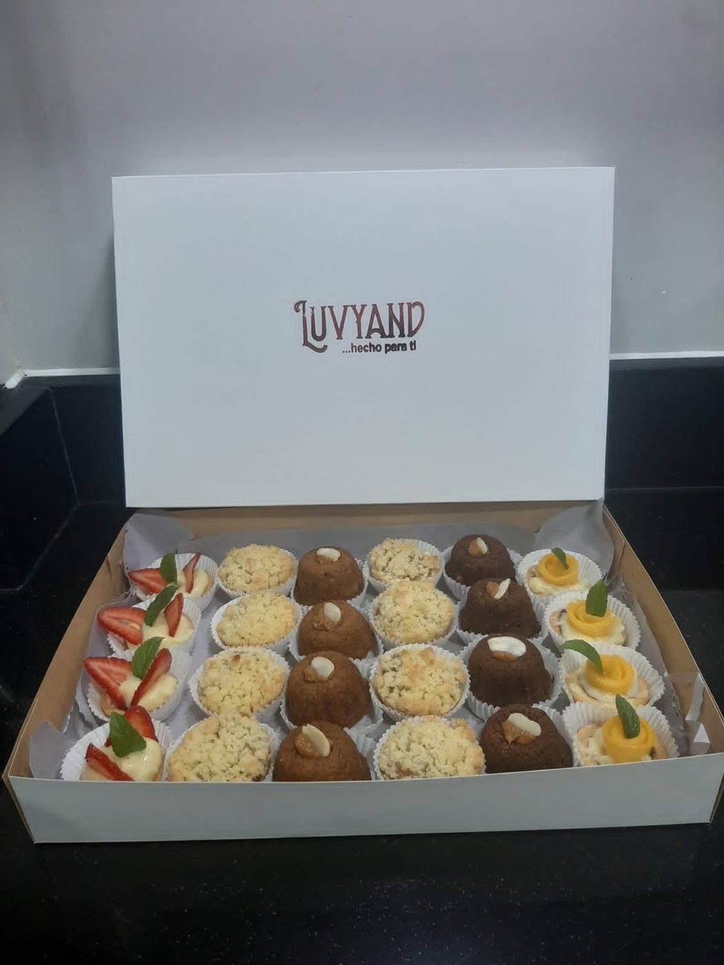 Caja de pastelería Luvyand